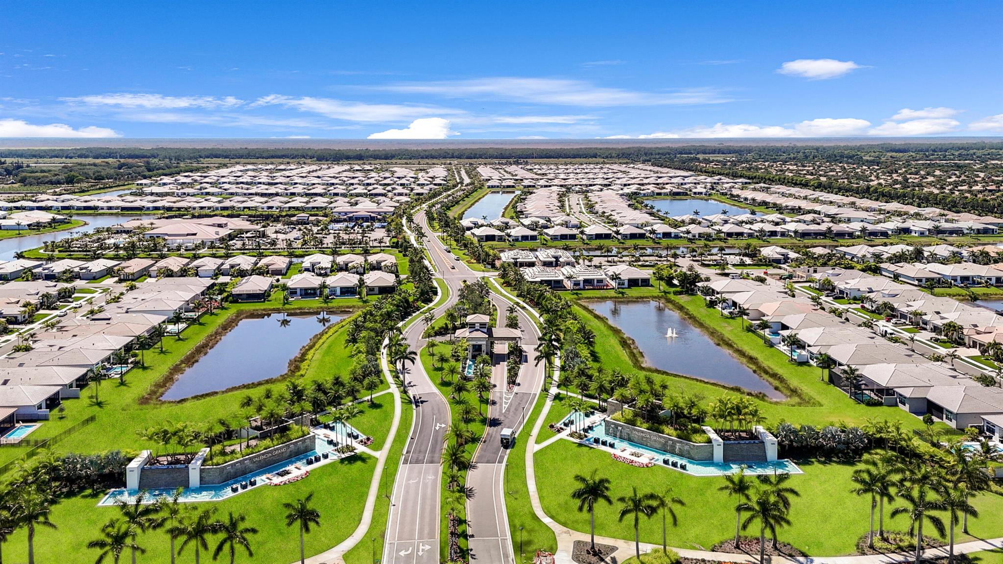 VALENCIA GRAND - Residential