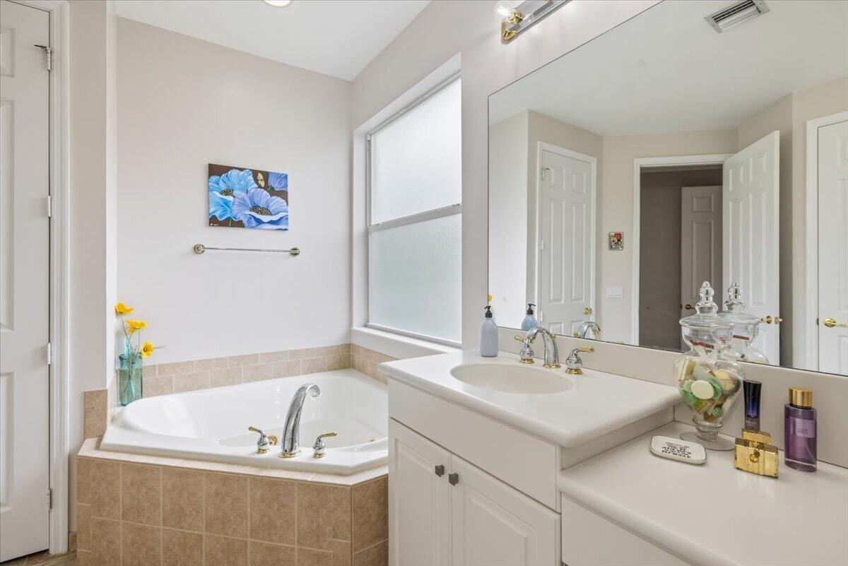 DIAMOND LAKE SUBDIVISION PHASE ONE - Residential