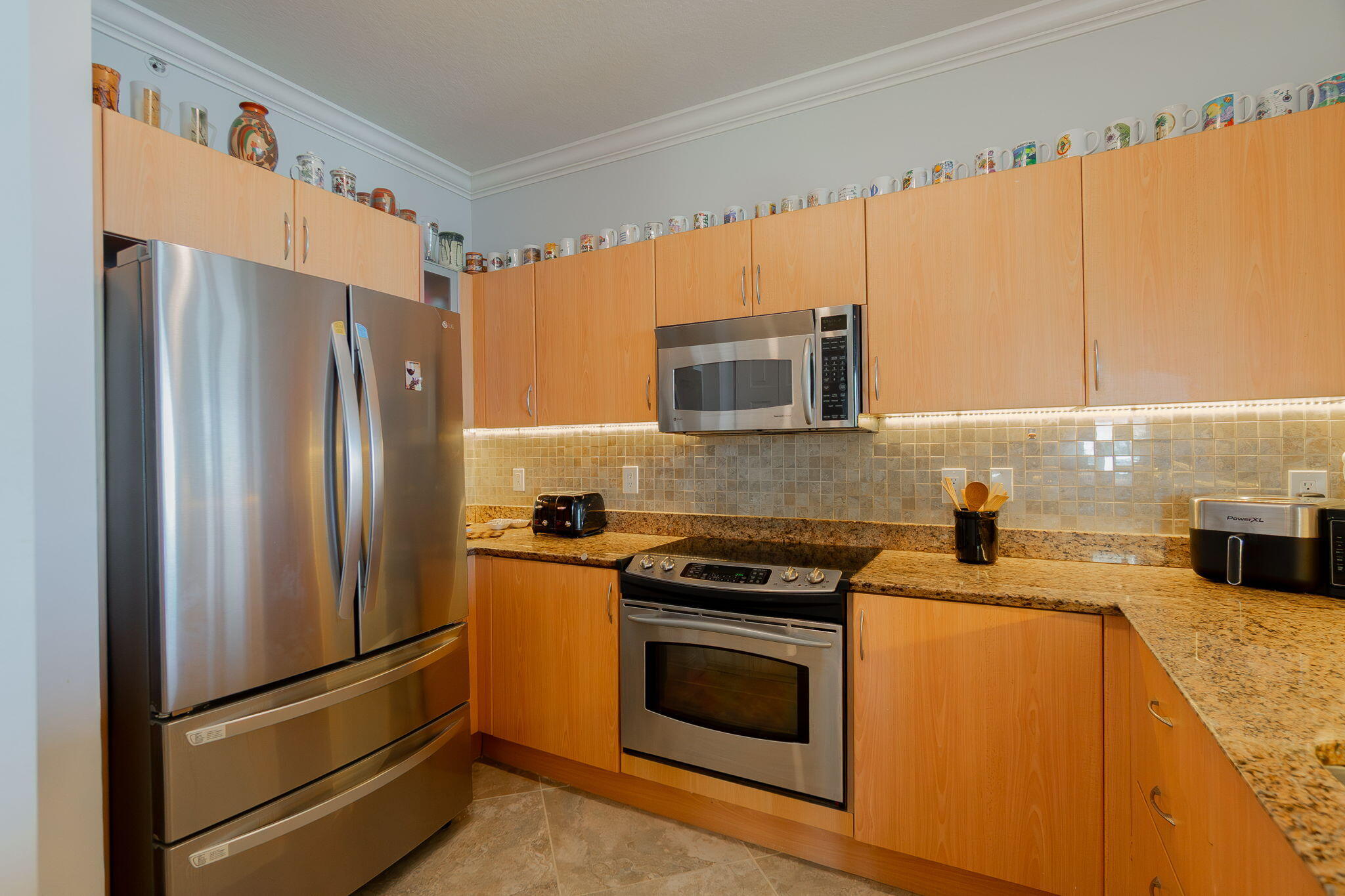 MOORINGS AT LANTANA CONDO 3 - Residential