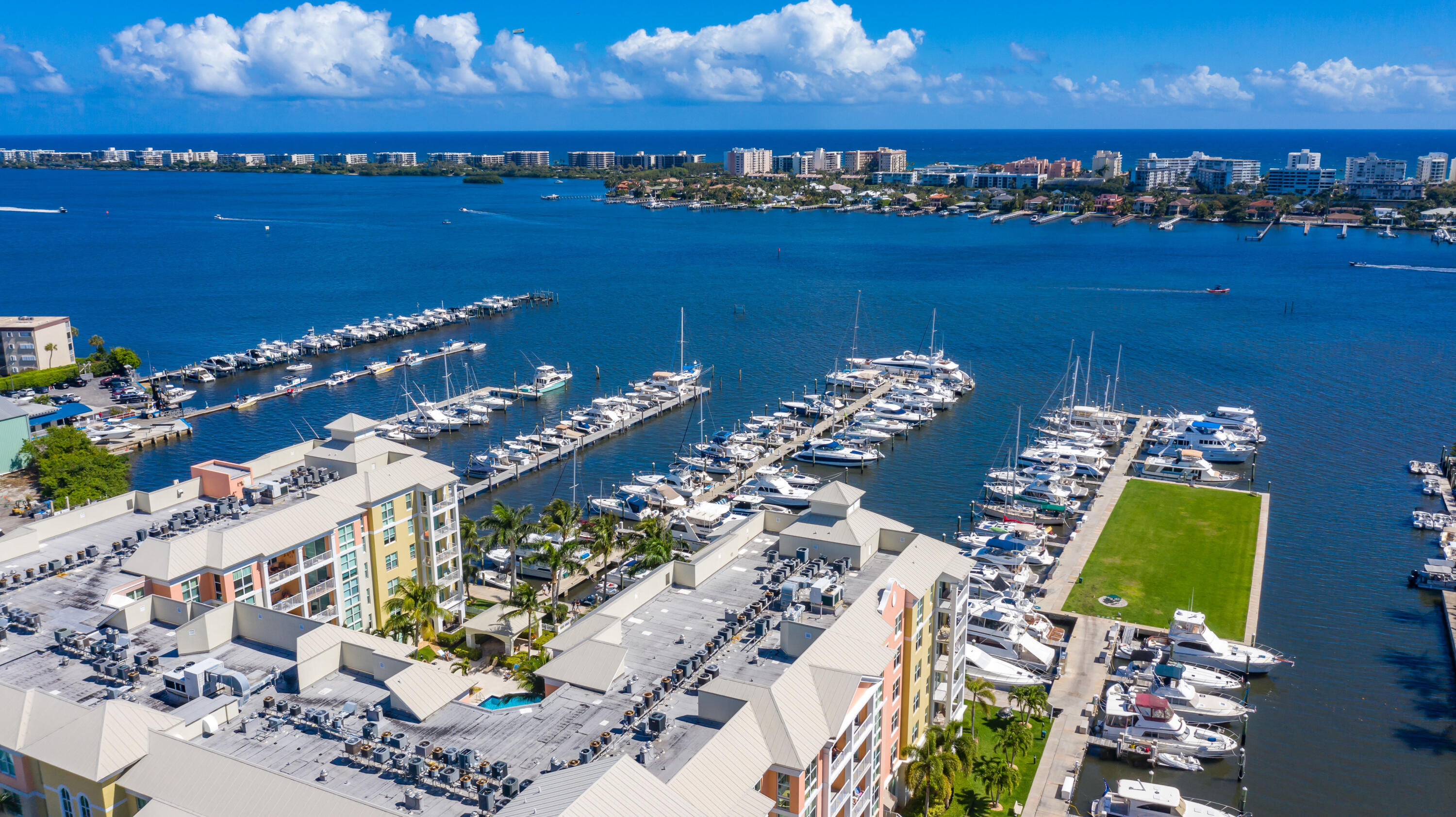 MOORINGS AT LANTANA CONDO 3 - Residential