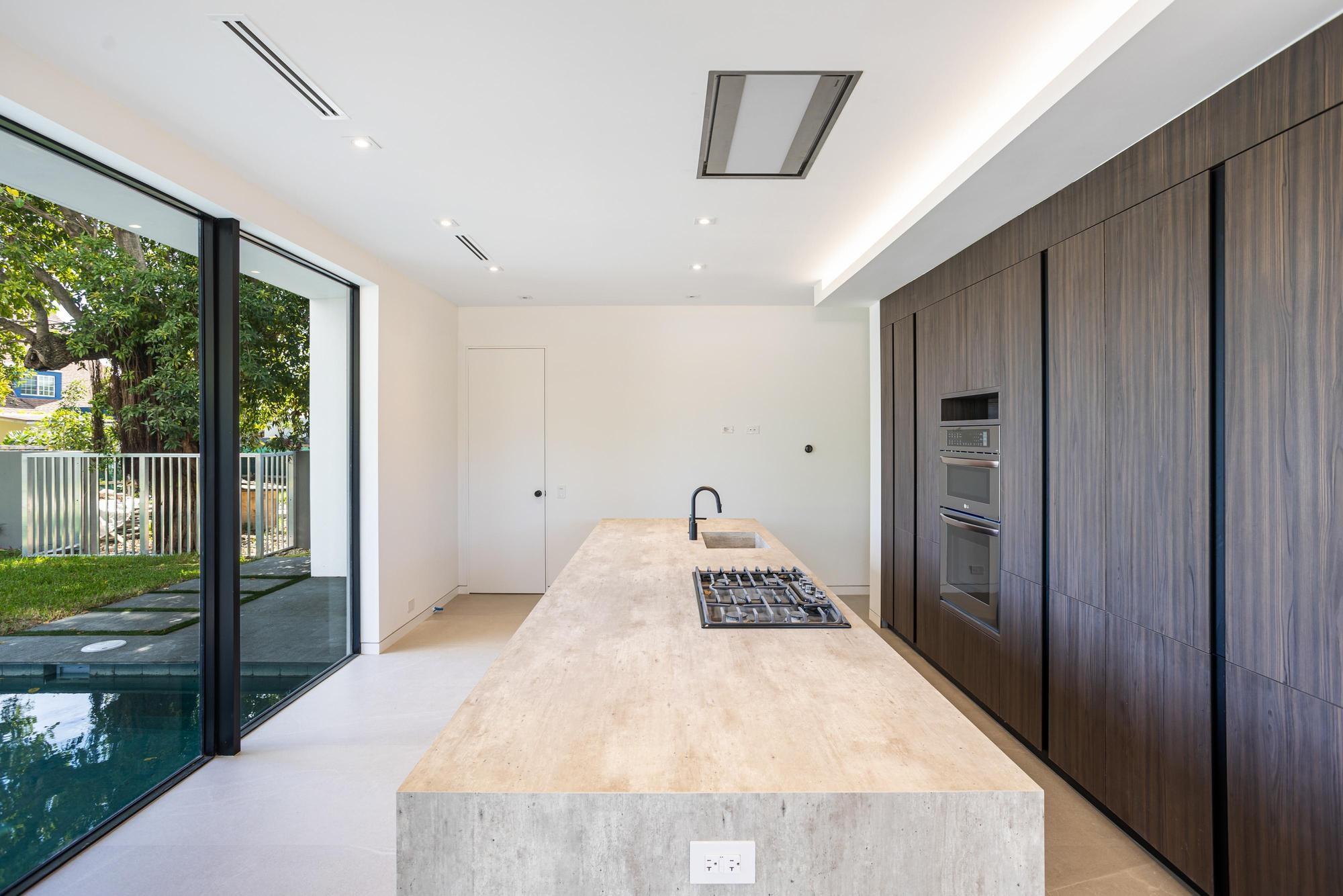 NEW SHENANDOAH - Residential