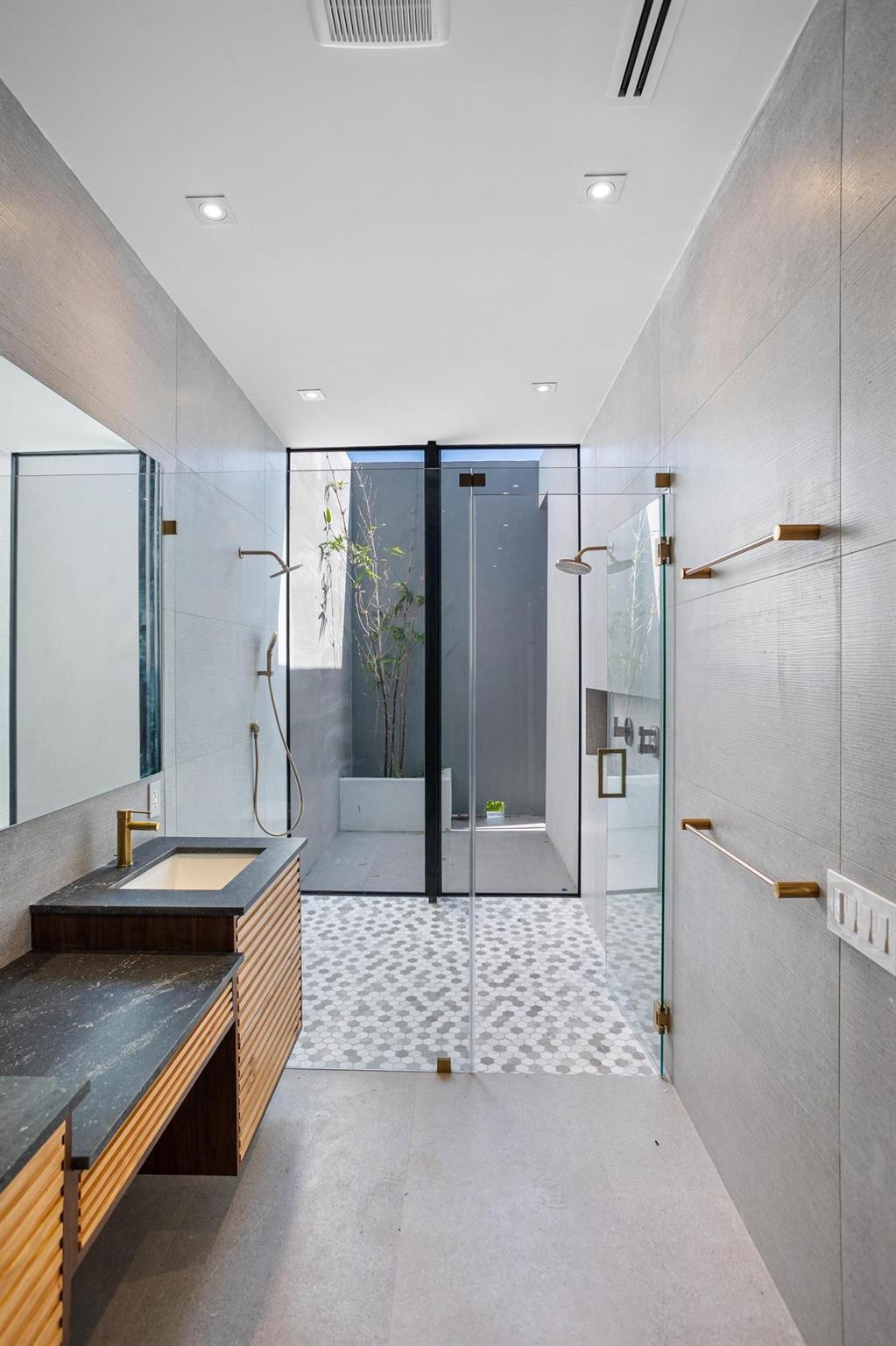 NEW SHENANDOAH - Residential