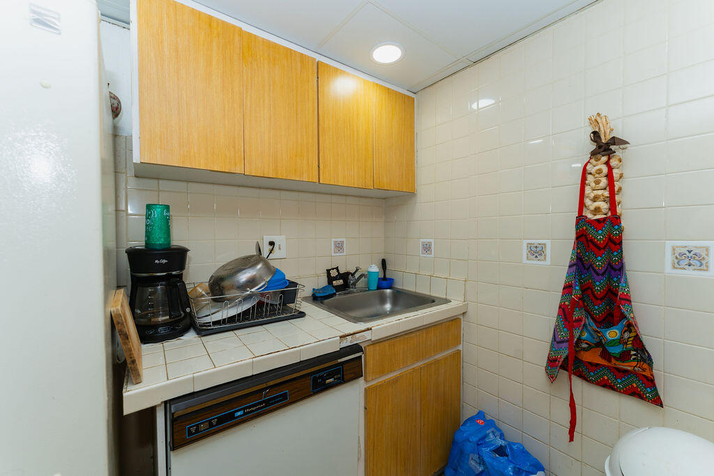 EL BOSQUE AT LITTLE HAVANA CONDO - Residential