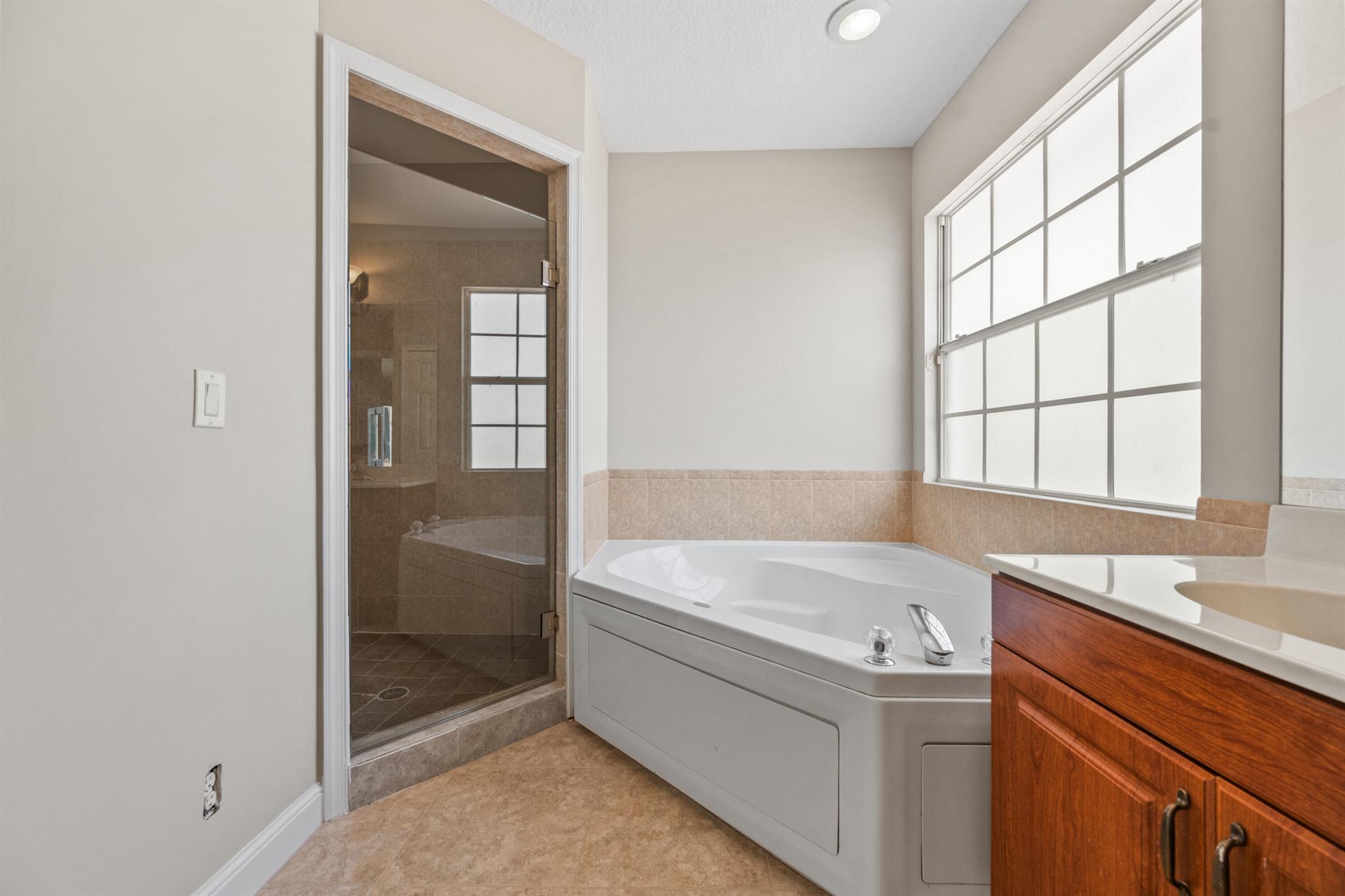 SUGAR POND MANOR OF WELLI - Residential Lease