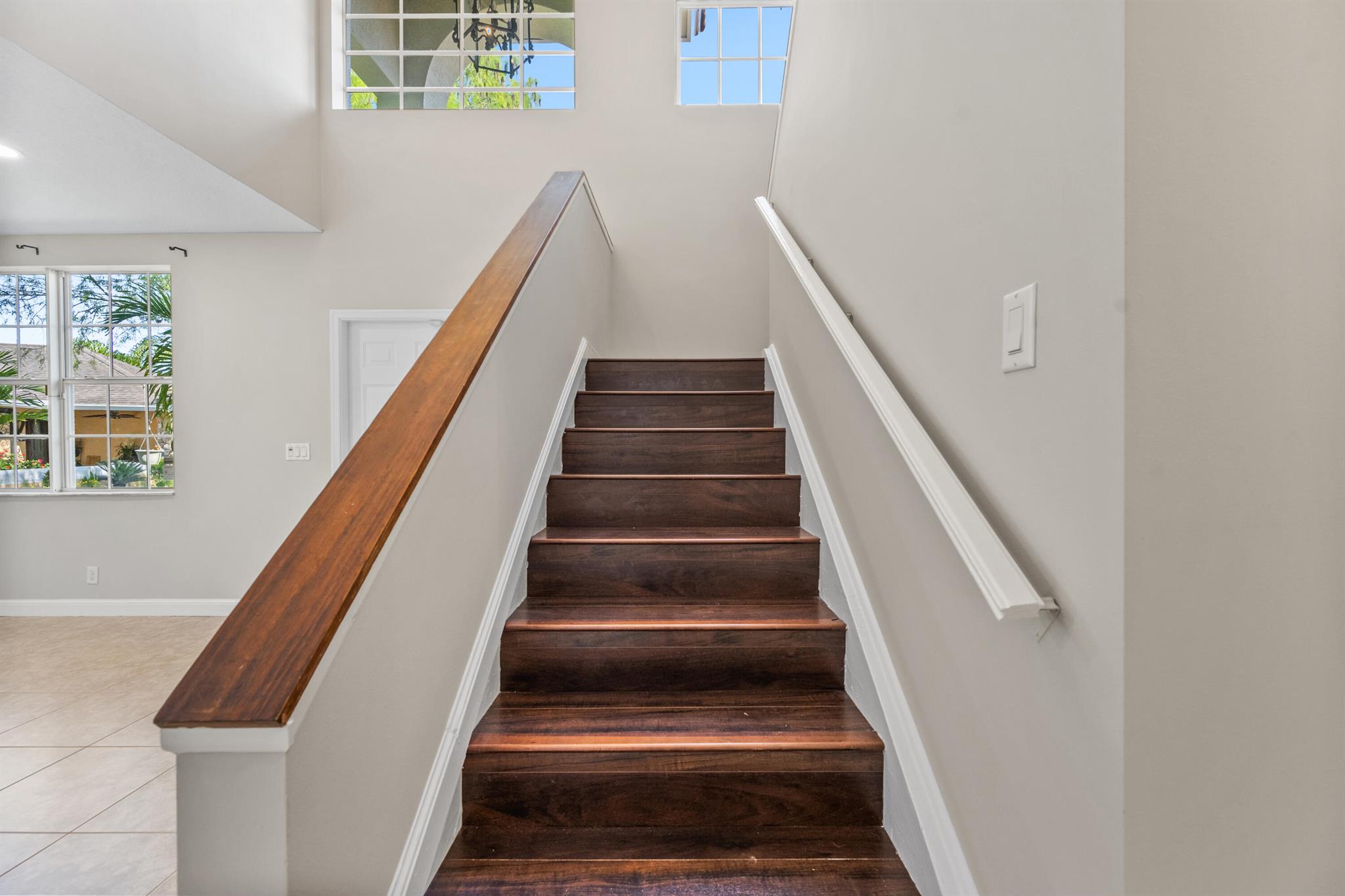 SUGAR POND MANOR OF WELLI - Residential Lease