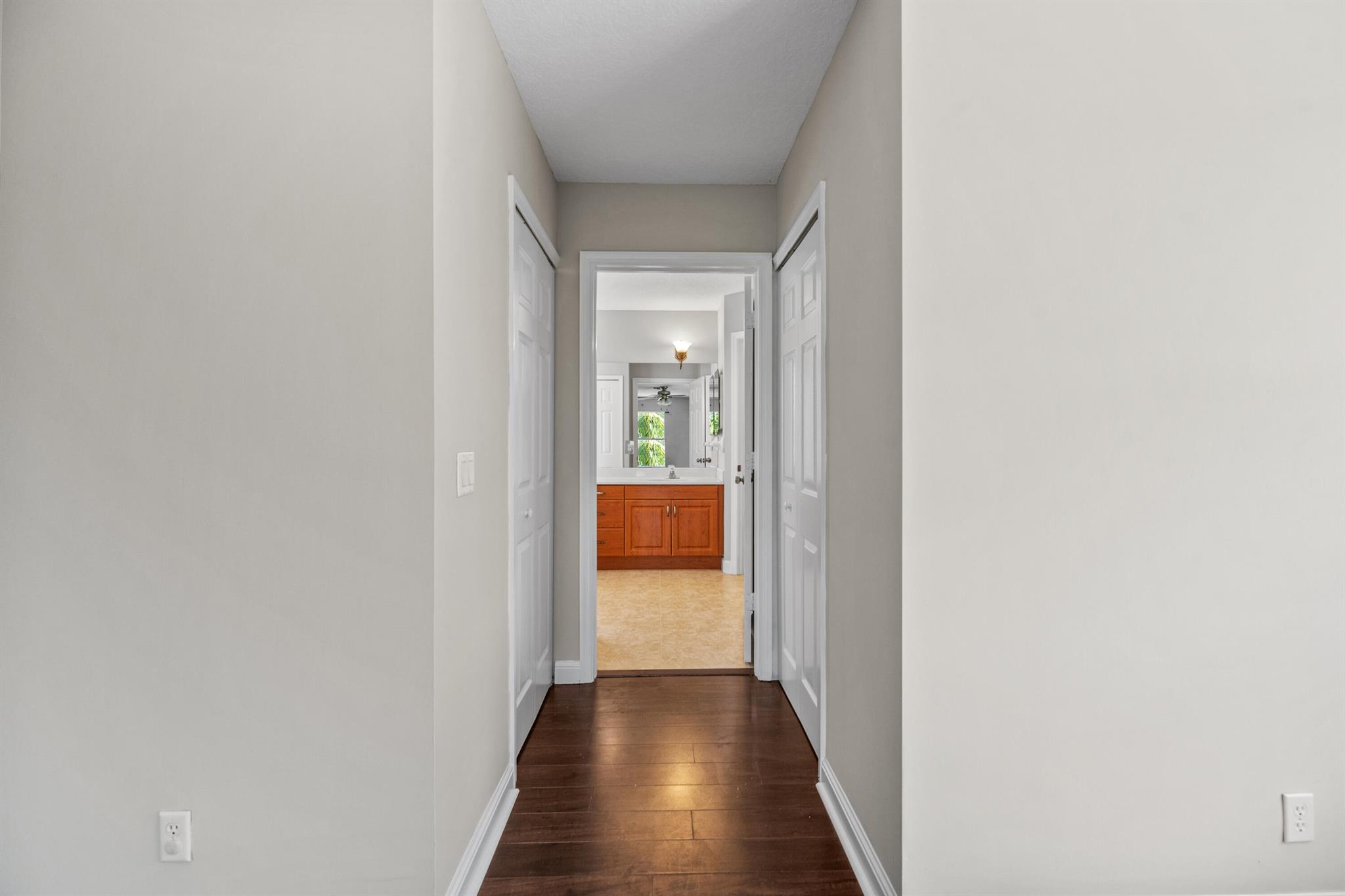 SUGAR POND MANOR OF WELLI - Residential Lease