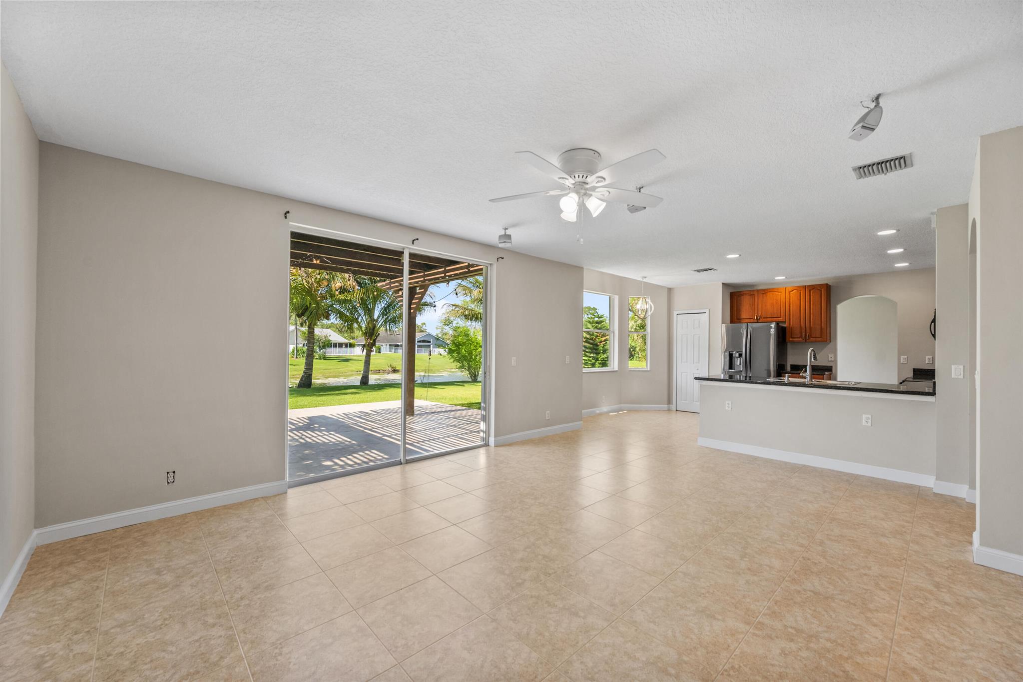 SUGAR POND MANOR OF WELLI - Residential Lease