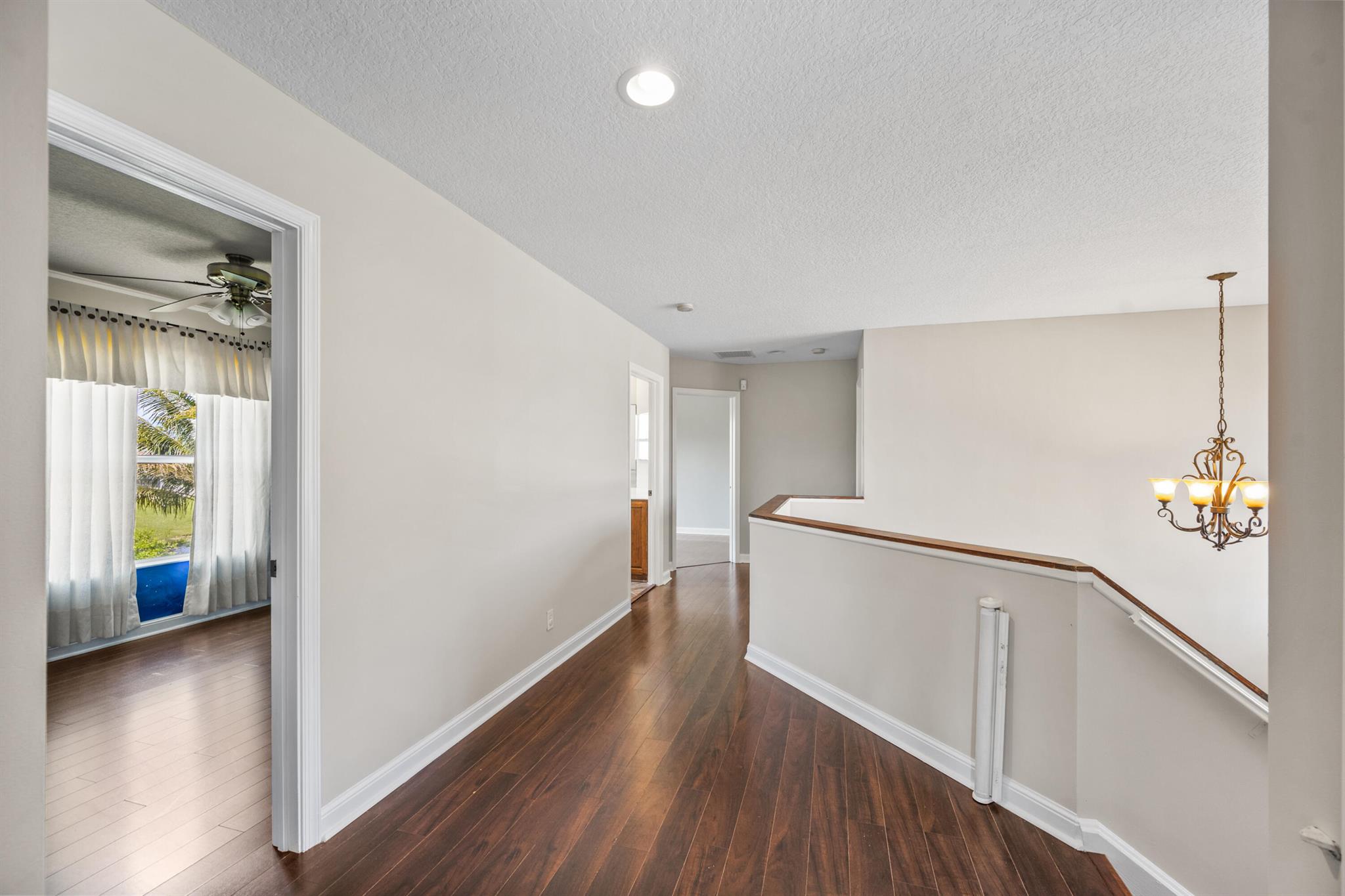 SUGAR POND MANOR OF WELLI - Residential Lease