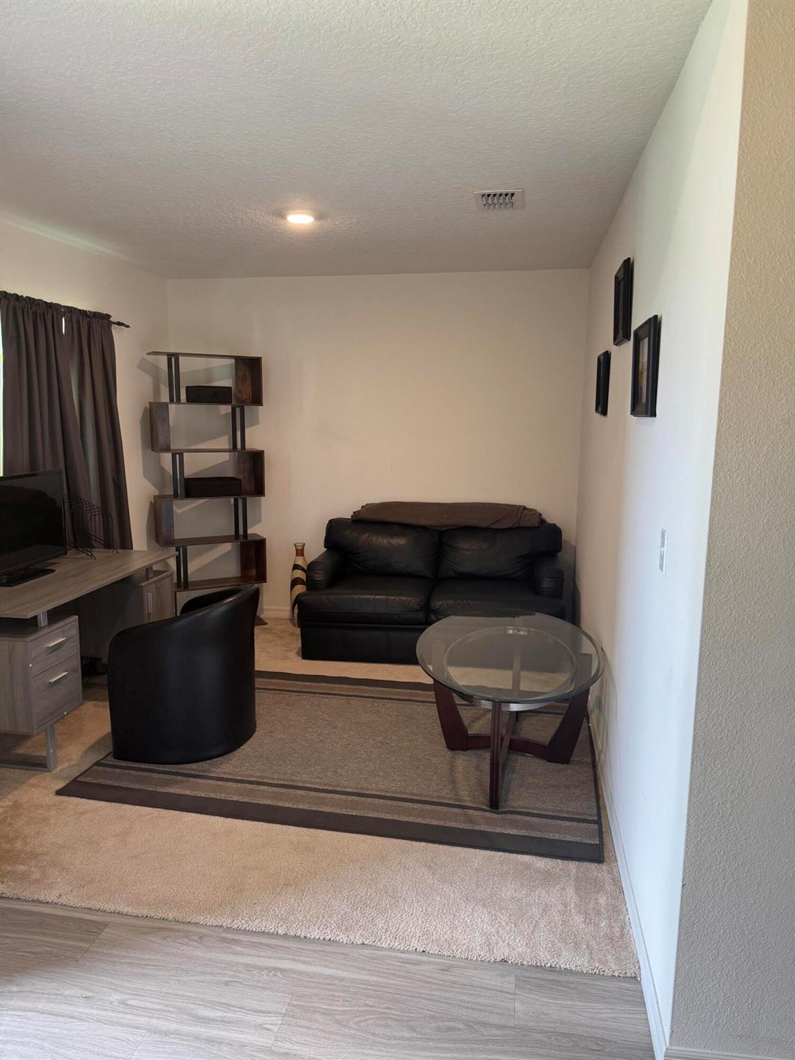 PORT ST LUCIE SECTION 12 - Residential Lease