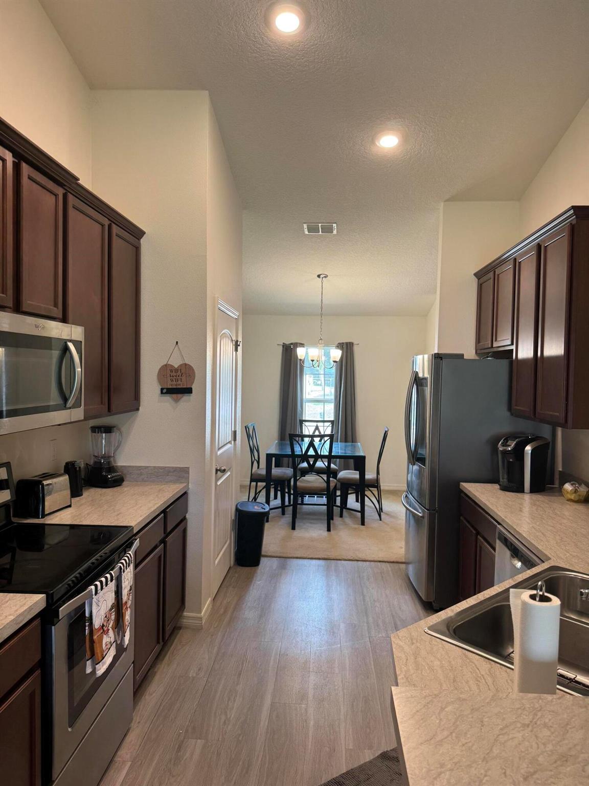PORT ST LUCIE SECTION 12 - Residential Lease