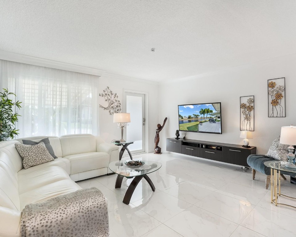 Mainlands Of Tamarac Lake - Residential