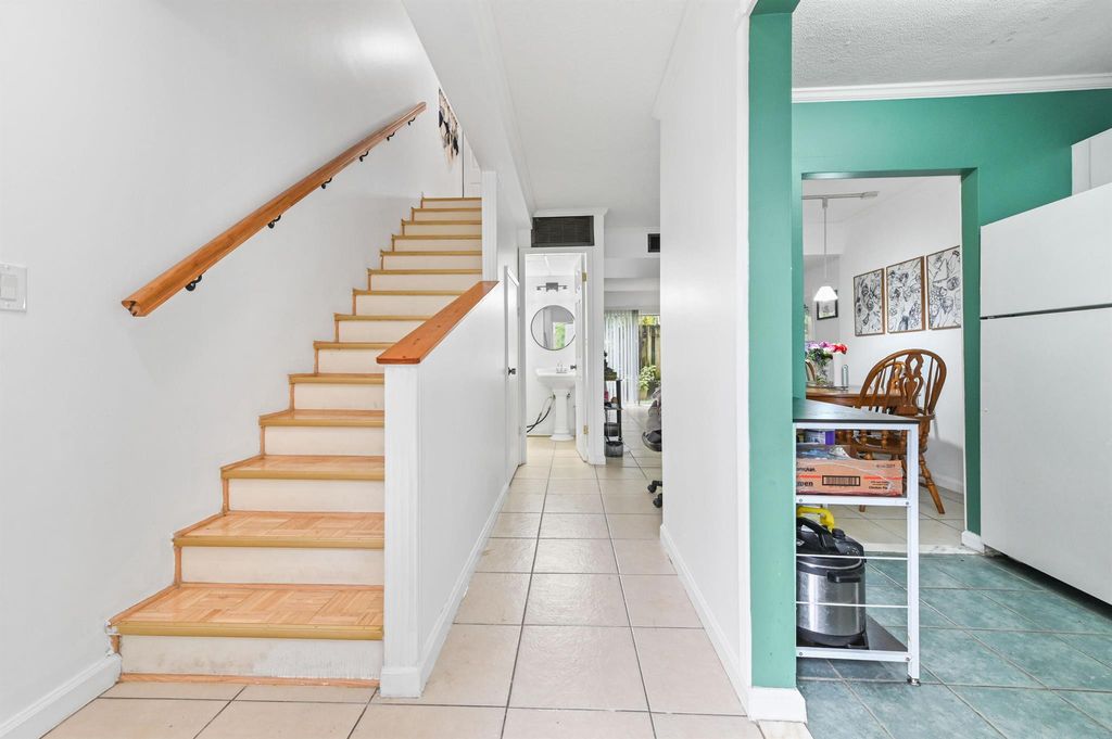 Photo of 803 W Oakland Park Boulevard #A7, Oakland Park, FL 33311 (MLS # R11132807)