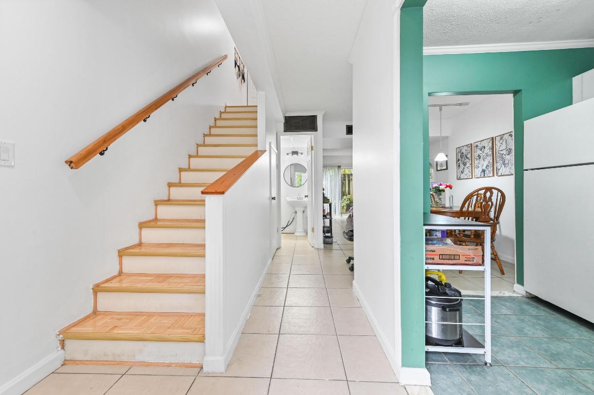 803 W Oakland Park Boulevard A7