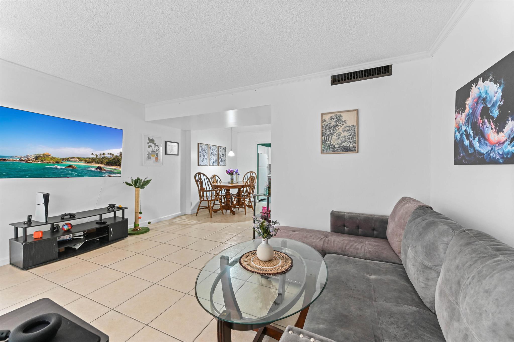 RACQUET CLUB - Residential