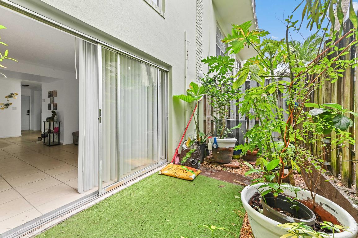 803 W Oakland Park Boulevard A7