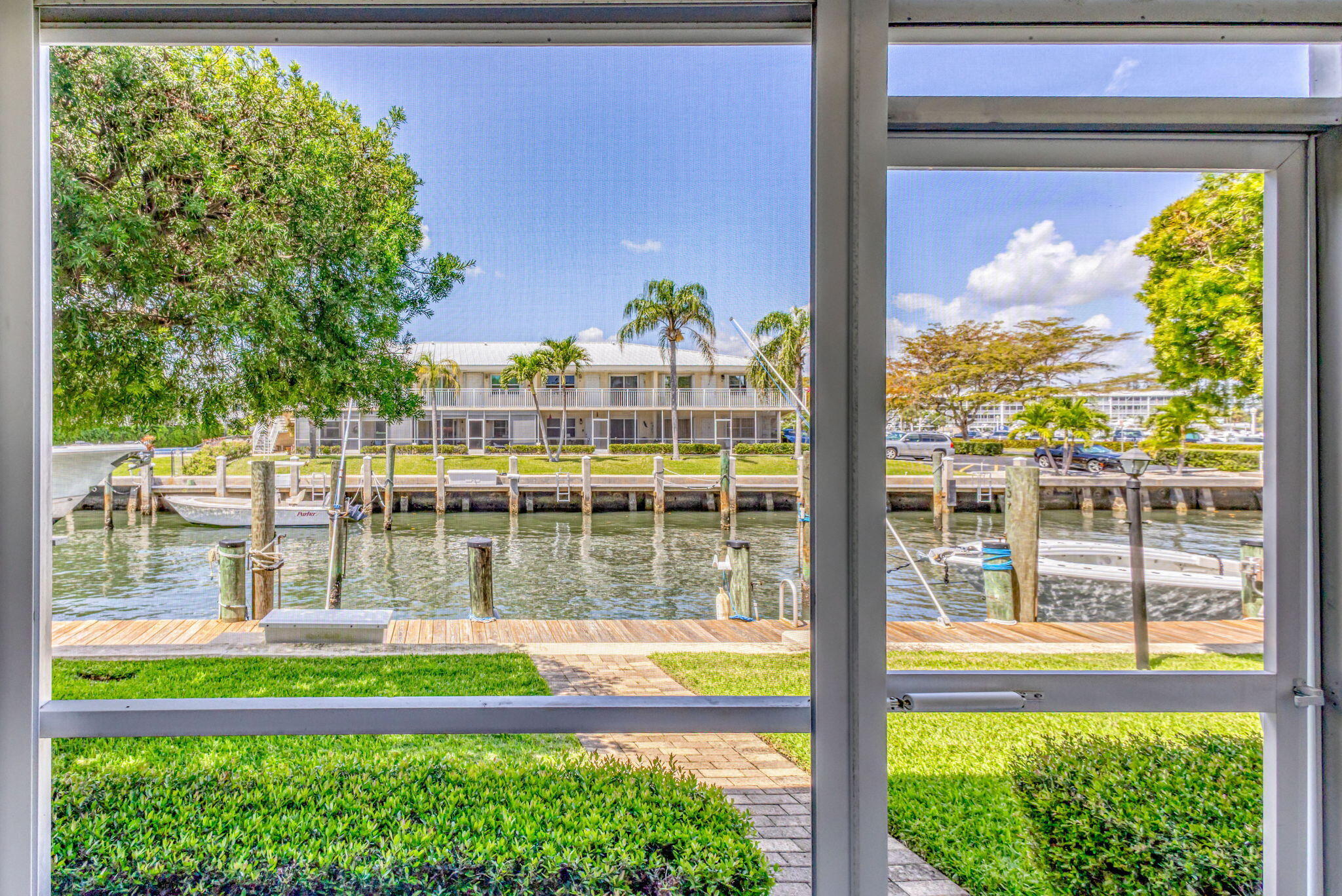 MARINA HARBOUR CONDO - Residential Lease