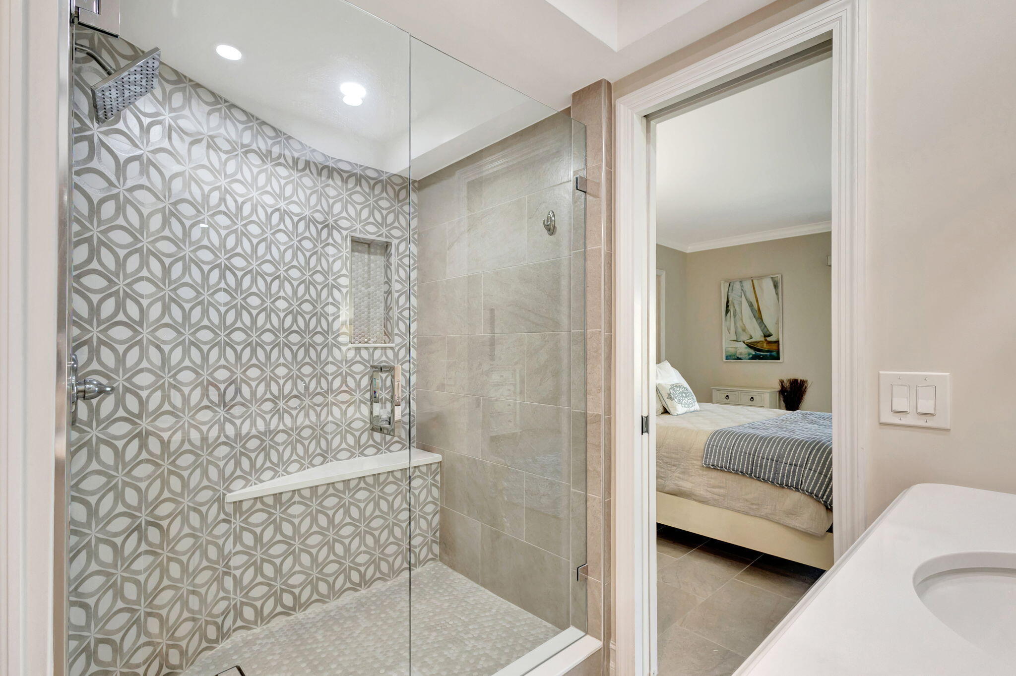 MARINA HARBOUR CONDO - Residential Lease
