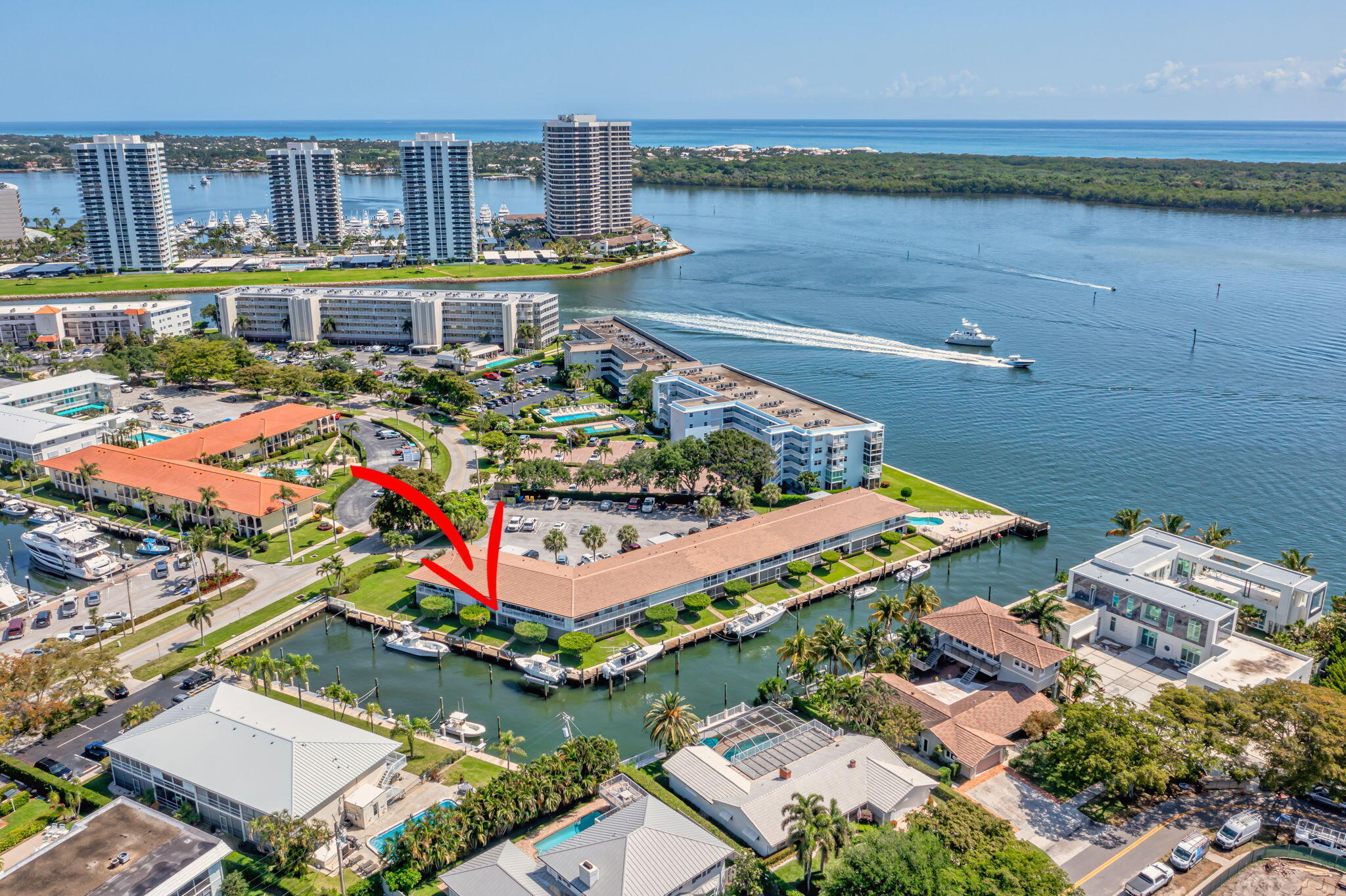 MARINA HARBOUR CONDO - Residential Lease