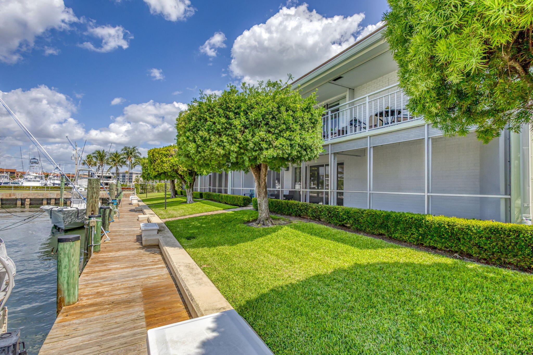 MARINA HARBOUR CONDO - Residential Lease