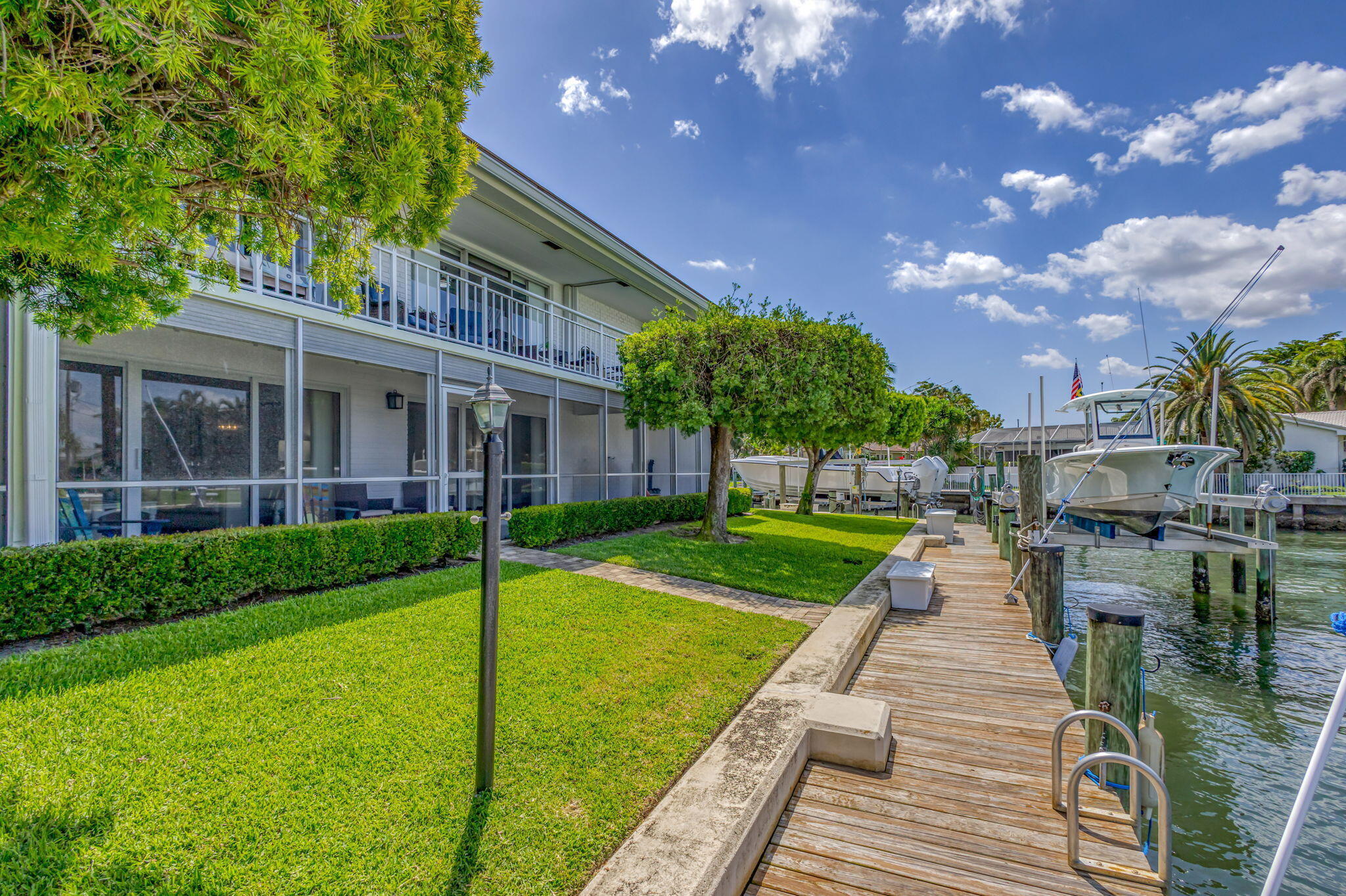 MARINA HARBOUR CONDO - Residential Lease