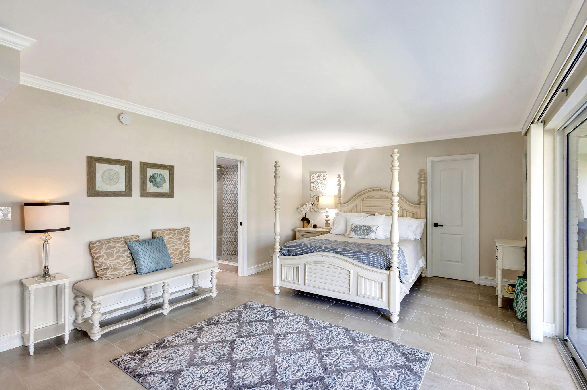 MARINA HARBOUR CONDO - Residential Lease