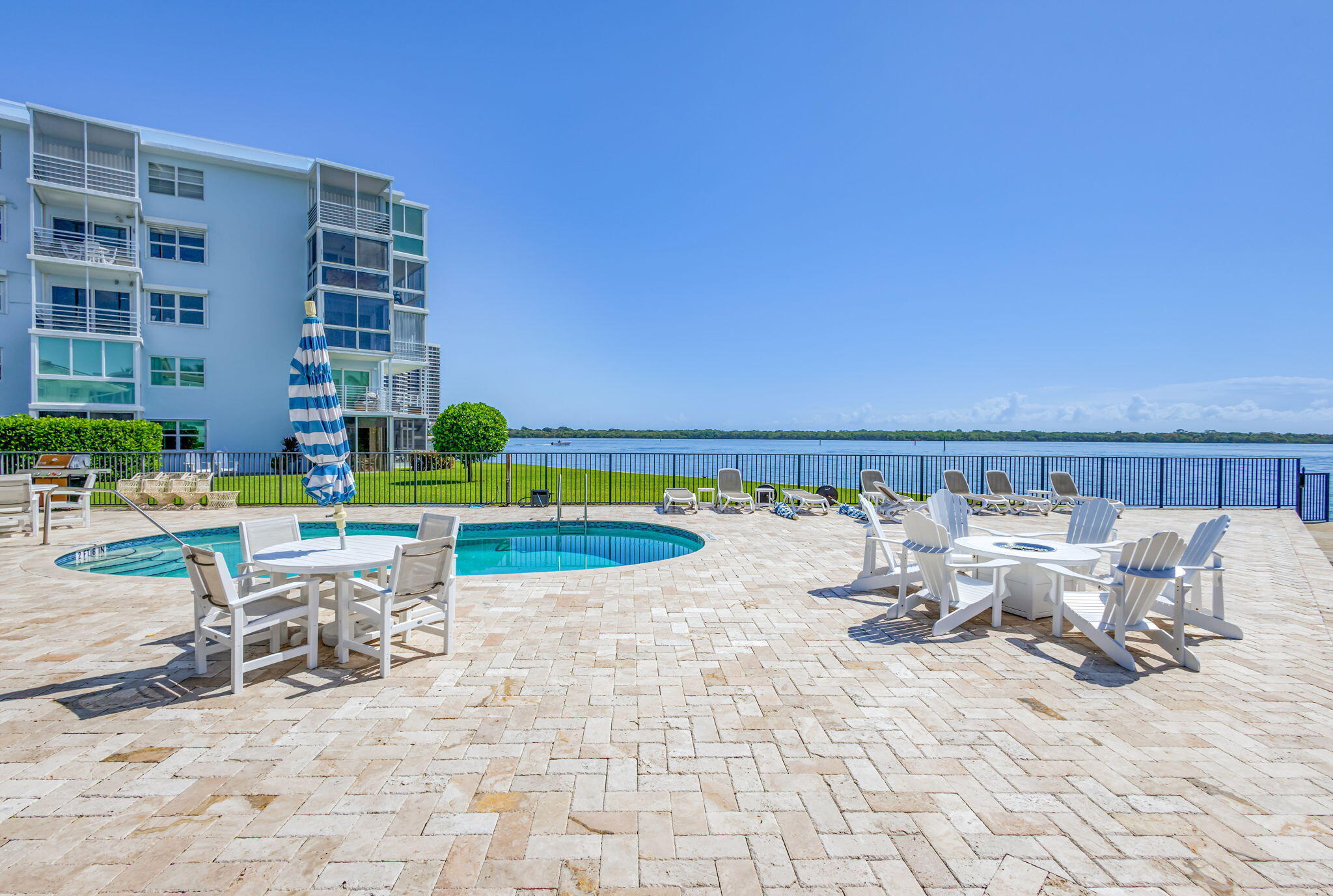 MARINA HARBOUR CONDO - Residential Lease