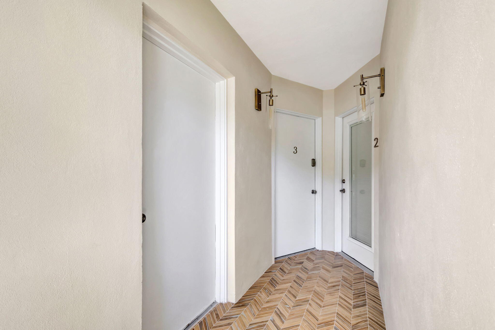 MARINA HARBOUR CONDO - Residential Lease