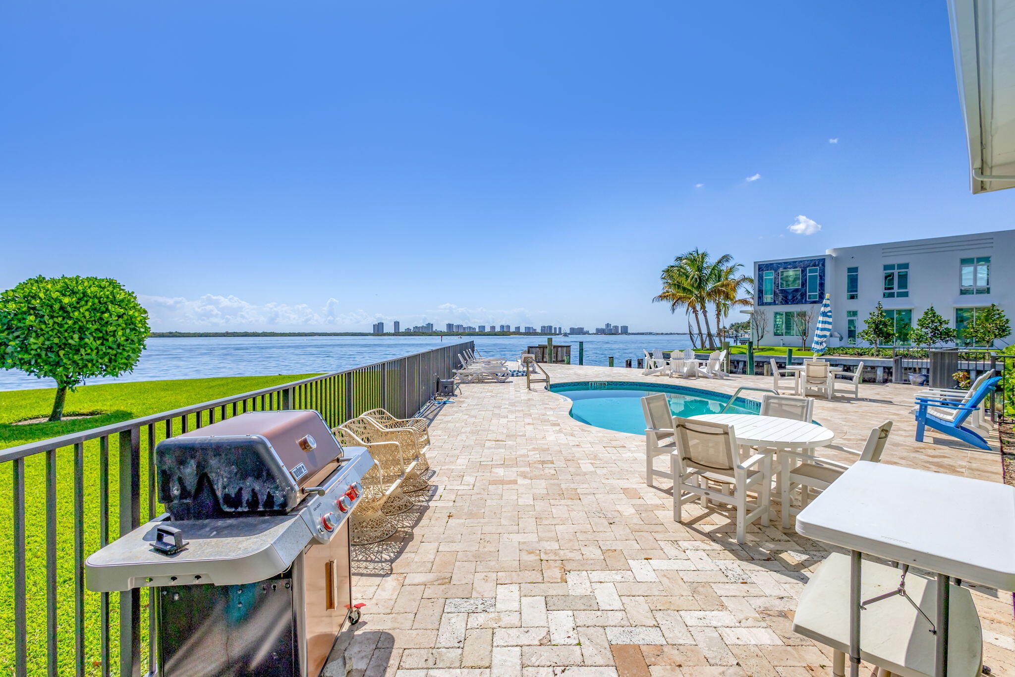 MARINA HARBOUR CONDO - Residential Lease