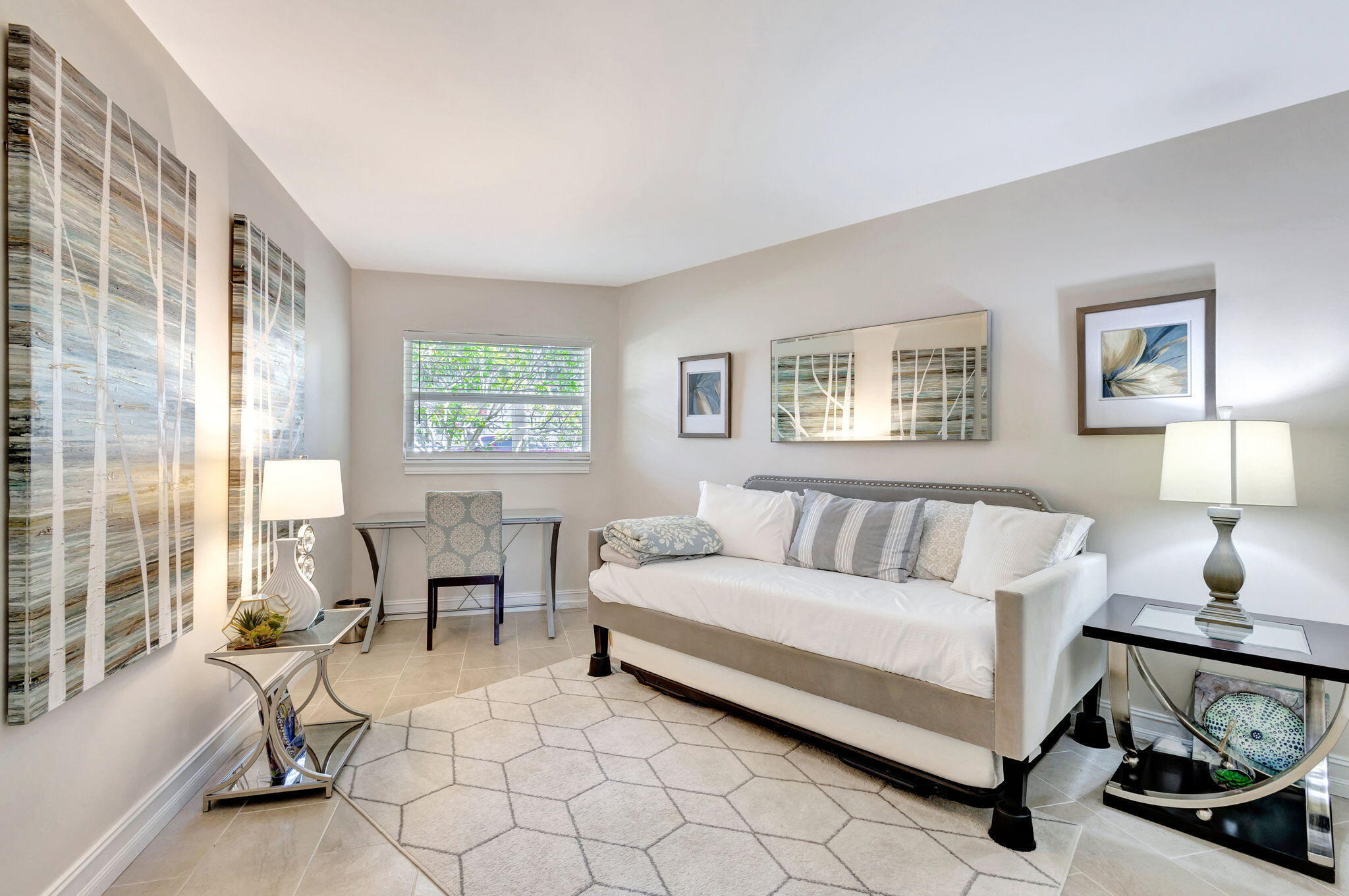 MARINA HARBOUR CONDO - Residential Lease