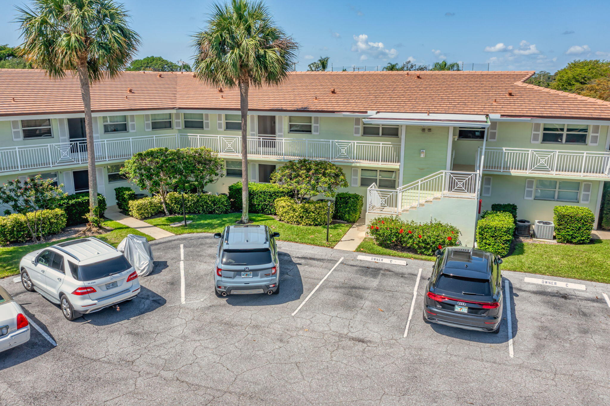 MARINA HARBOUR CONDO - Residential Lease