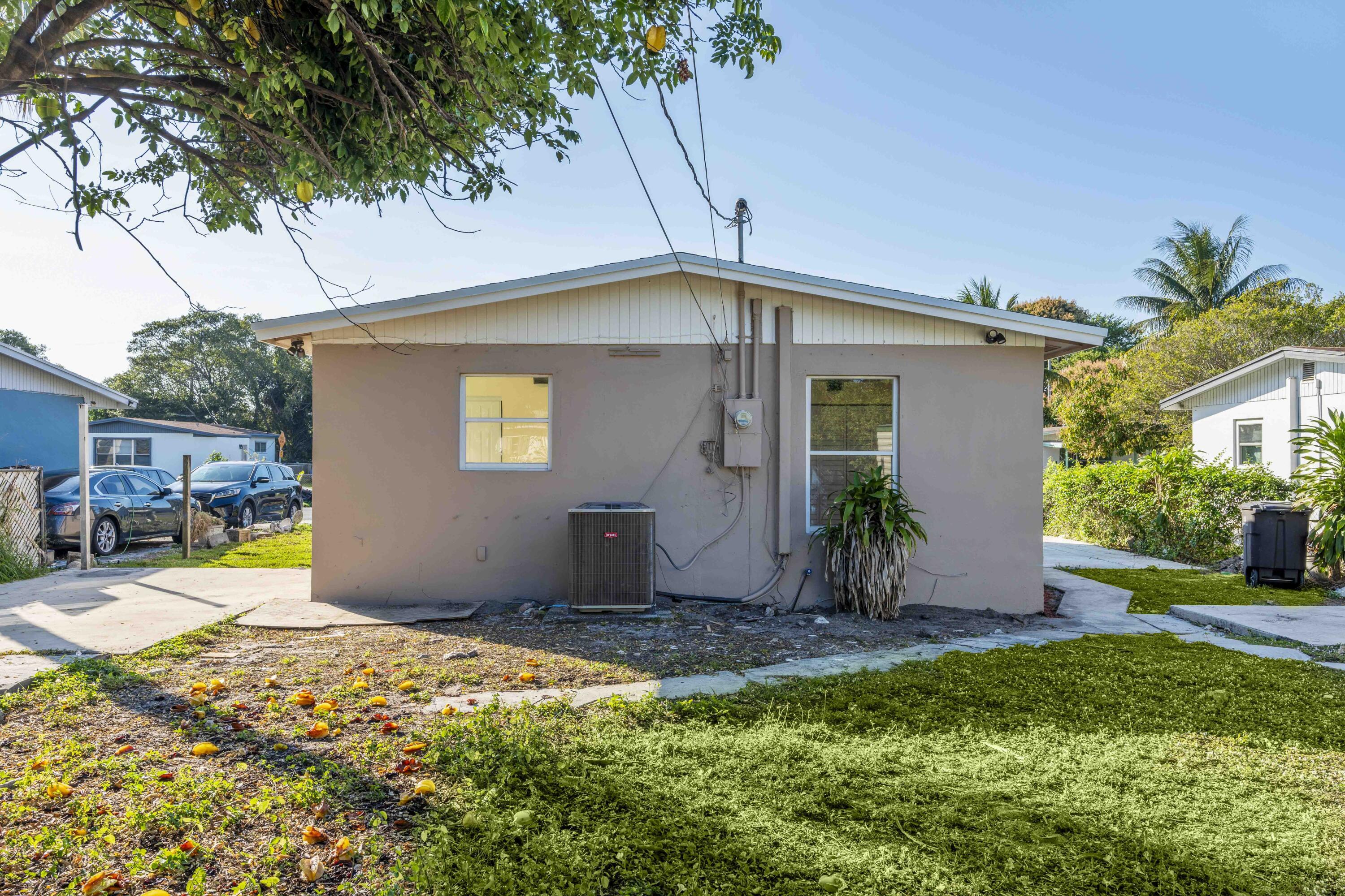 ROOSEVELT ESTATES - Residential