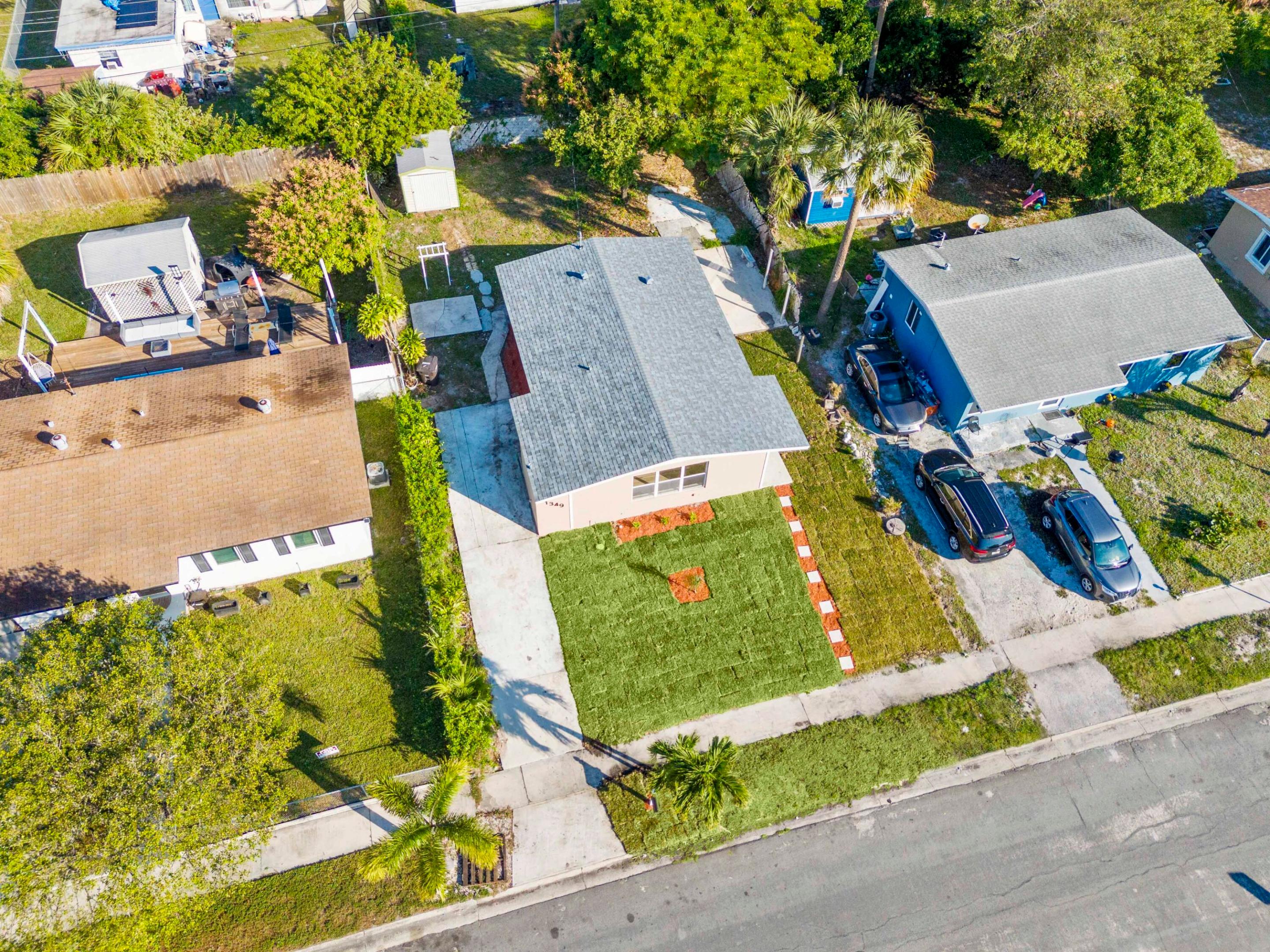 ROOSEVELT ESTATES - Residential