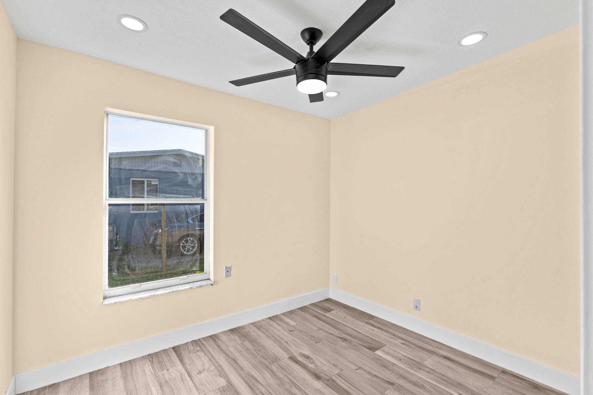 ROOSEVELT ESTATES - Residential