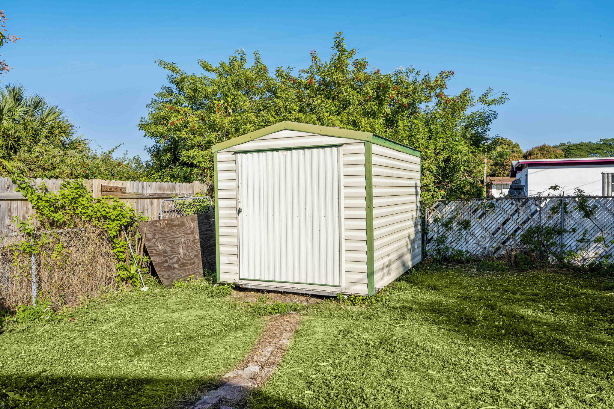 ROOSEVELT ESTATES - Residential