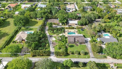 Single Family Residence in Davie FL 13941 22nd Pl Pl.jpg