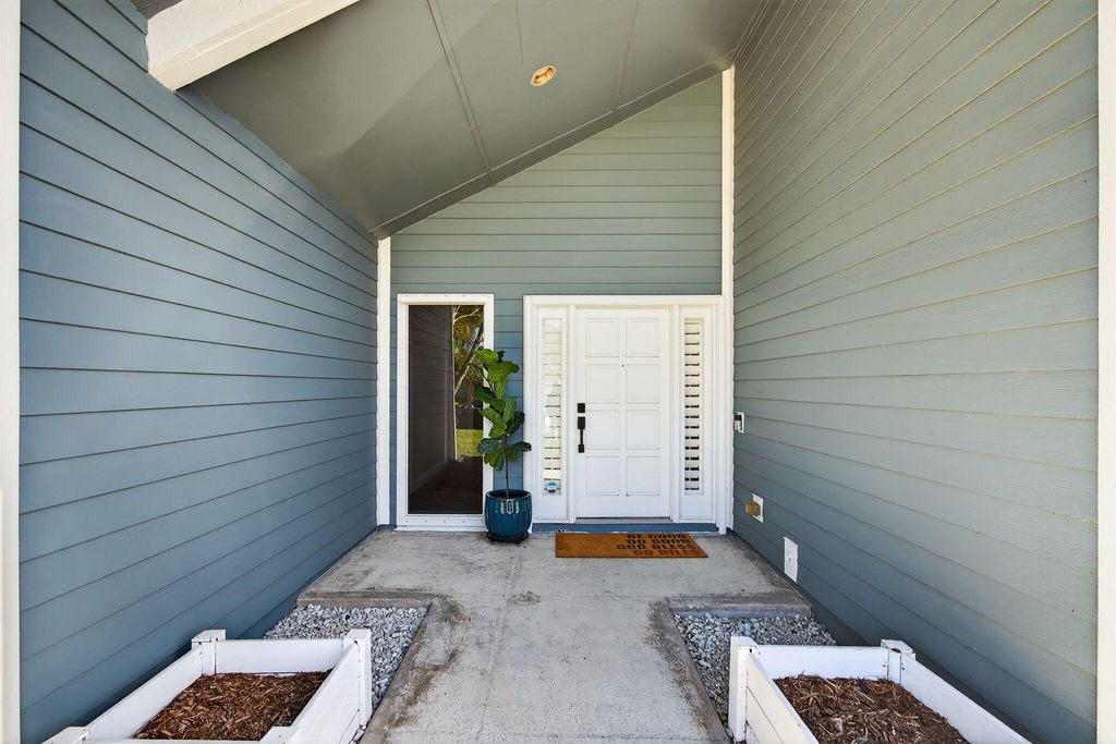 Photo of 6110 Adams Street, Jupiter, FL 33458 (MLS # R11115696)