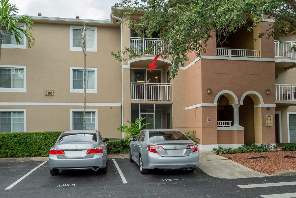Photo of 6386 Emerald Dunes Drive #203, West Palm Beach, FL 33411 (MLS # R11139446)