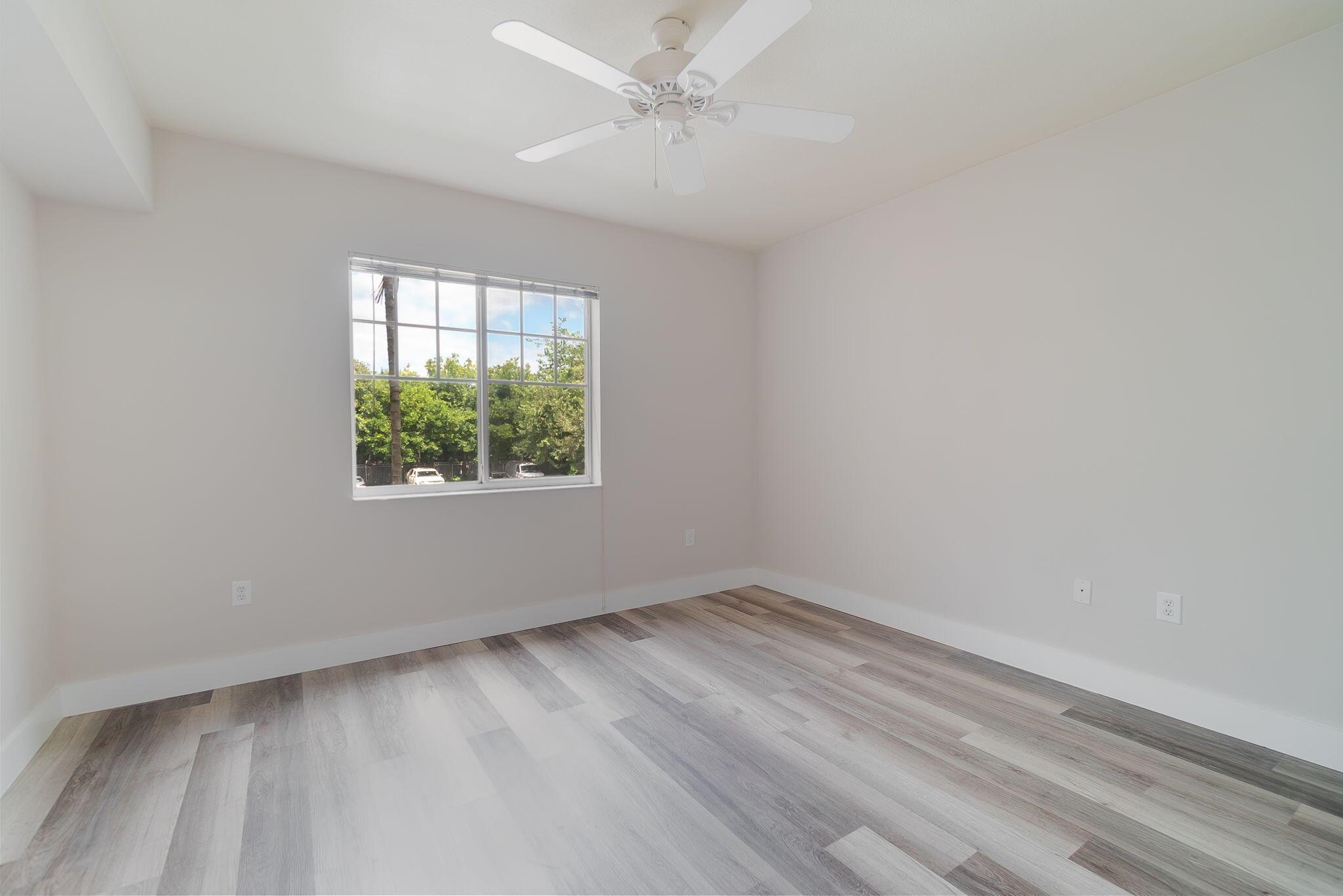 VILLAS AT EMERALD DUNES C - Residential Lease