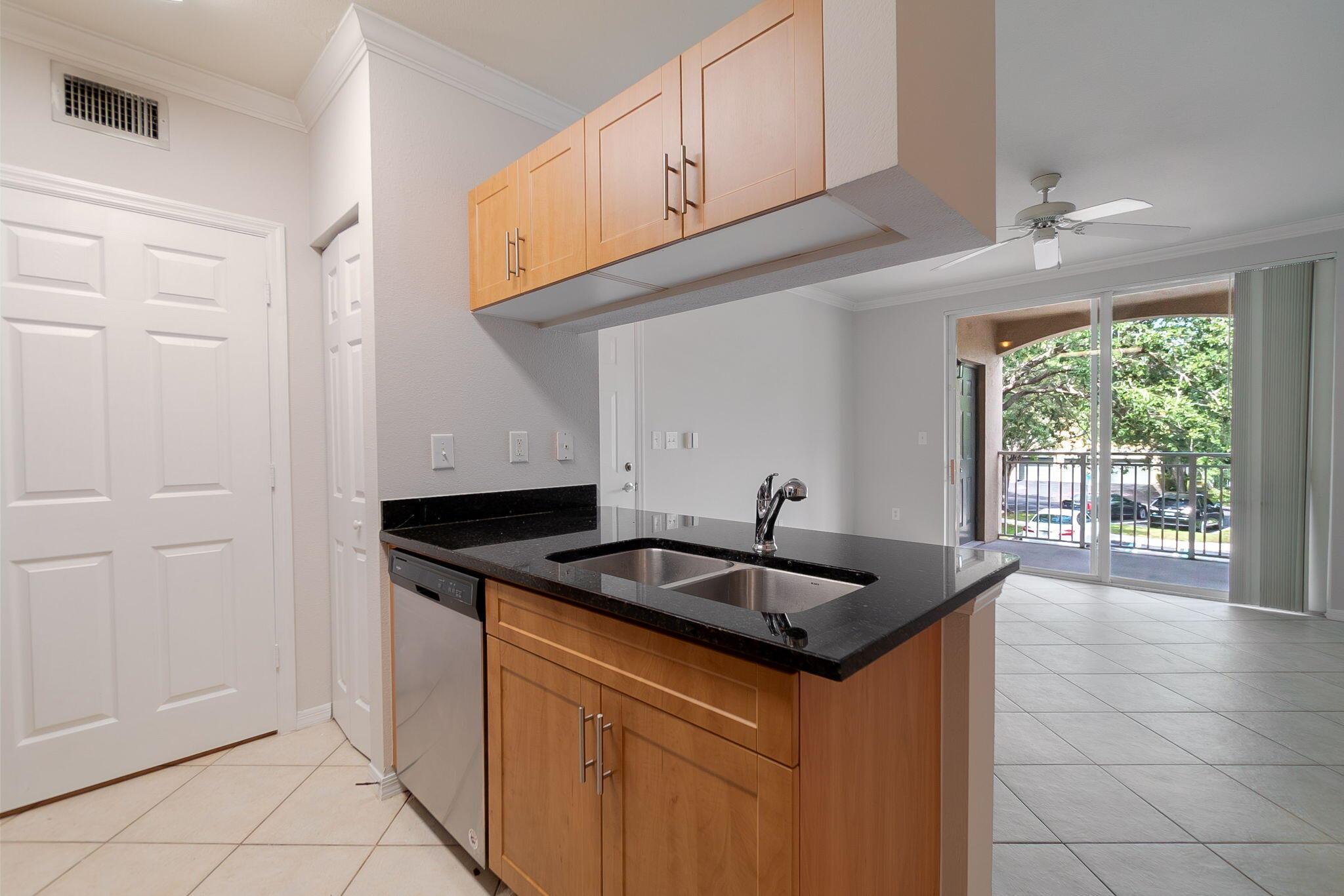 VILLAS AT EMERALD DUNES C - Residential Lease