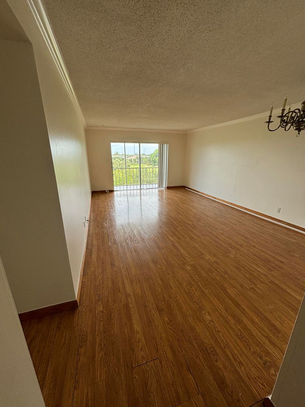 Photo of 950 Hillcrest DR #514, Hollywood, FL 33021 (MLS # B26031026)