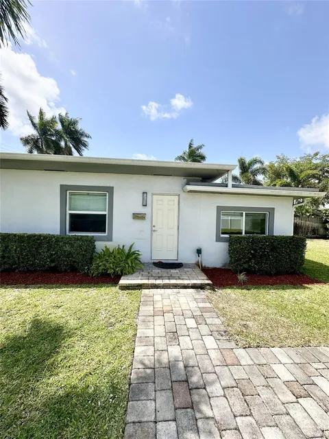 1037 NE 16th Ave Unit W, Fort Lauderdale, FL MLS: F10500057