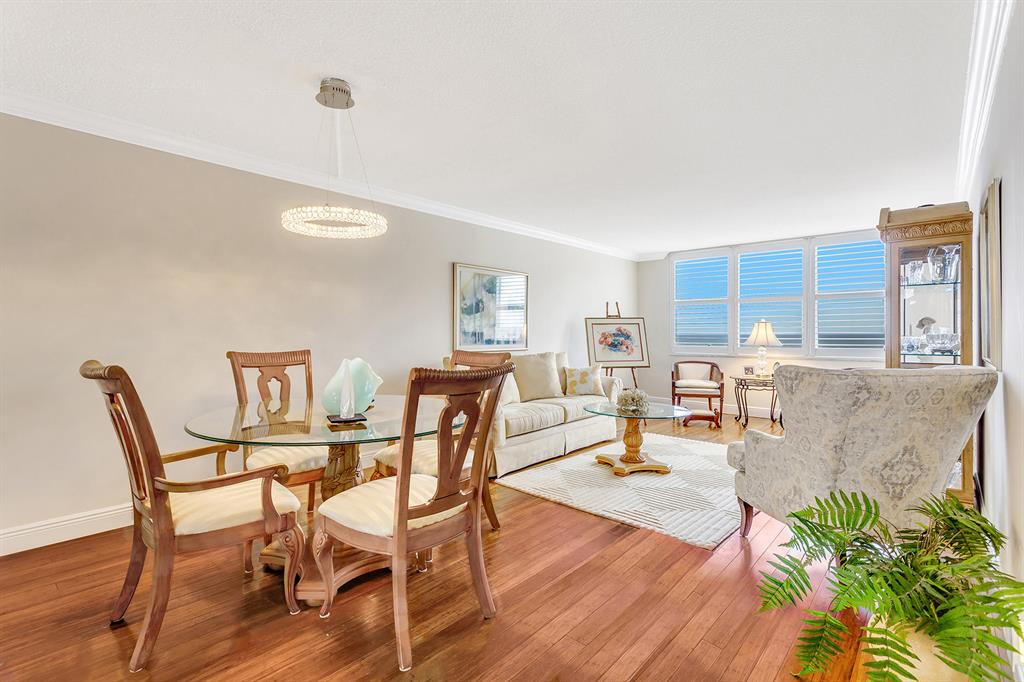 GRANADA HOUSE - Residential