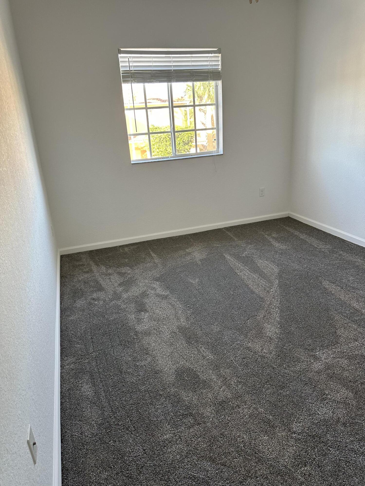 MARINER VILLAGE OF MARTIN COUNTY CONDO - Residential Lease