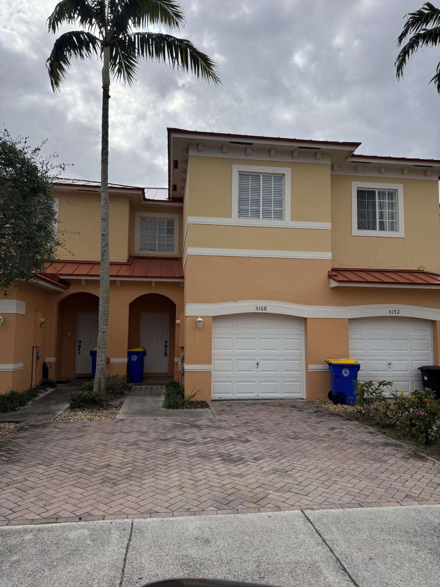 MARINER VILLAGE OF MARTIN COUNTY CONDO - Residential Lease