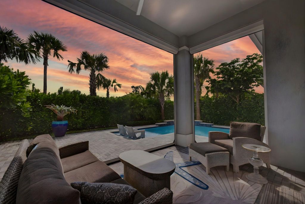 Photo of 10050 Regency Way, Palm Beach Gardens, FL 33412 (MLS # R11133554)