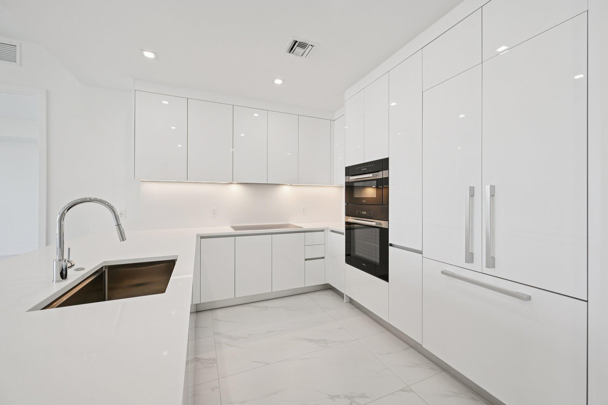 NAUTILUS 220 CONDO - Residential Lease