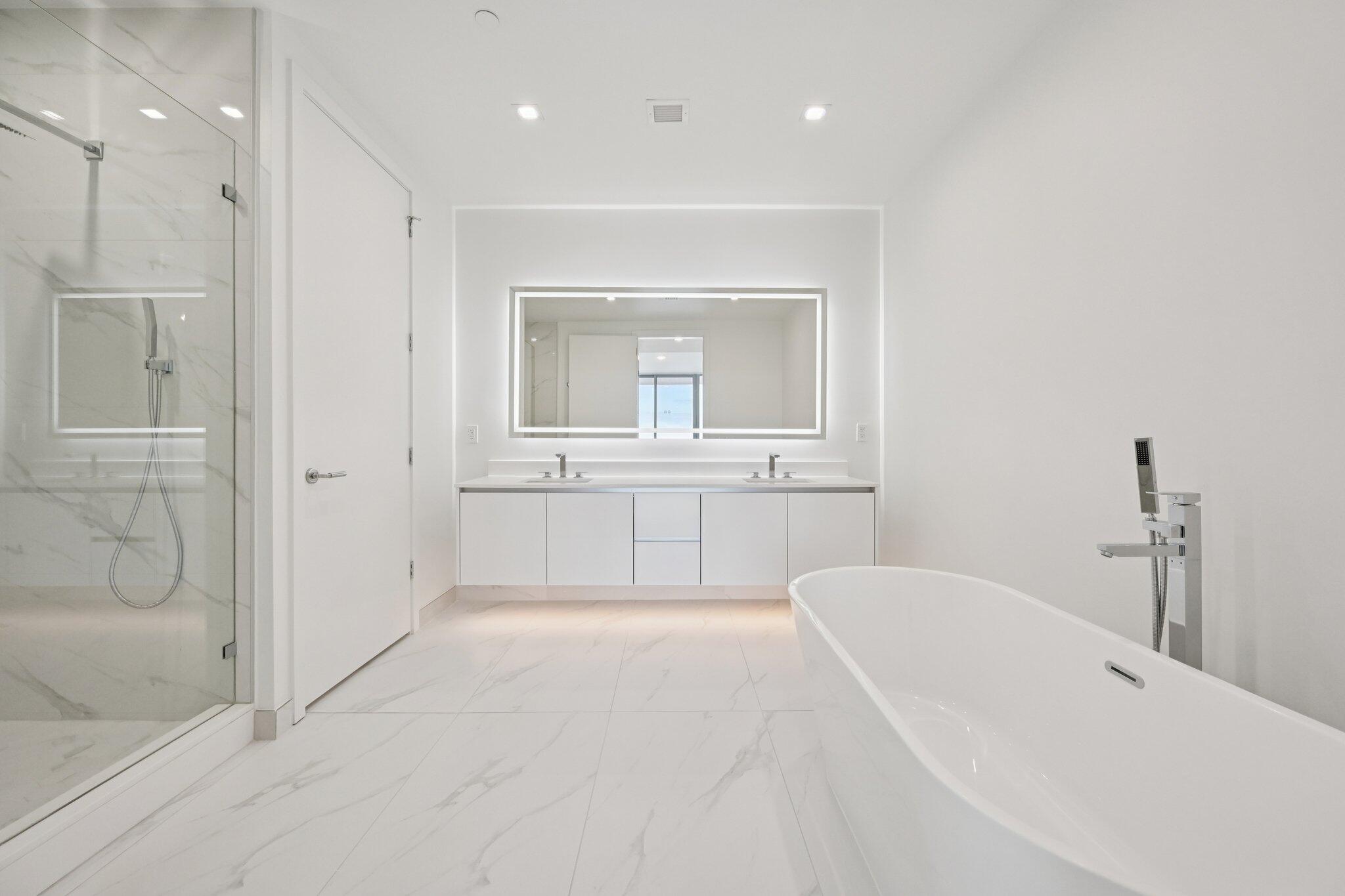 NAUTILUS 220 CONDO - Residential Lease