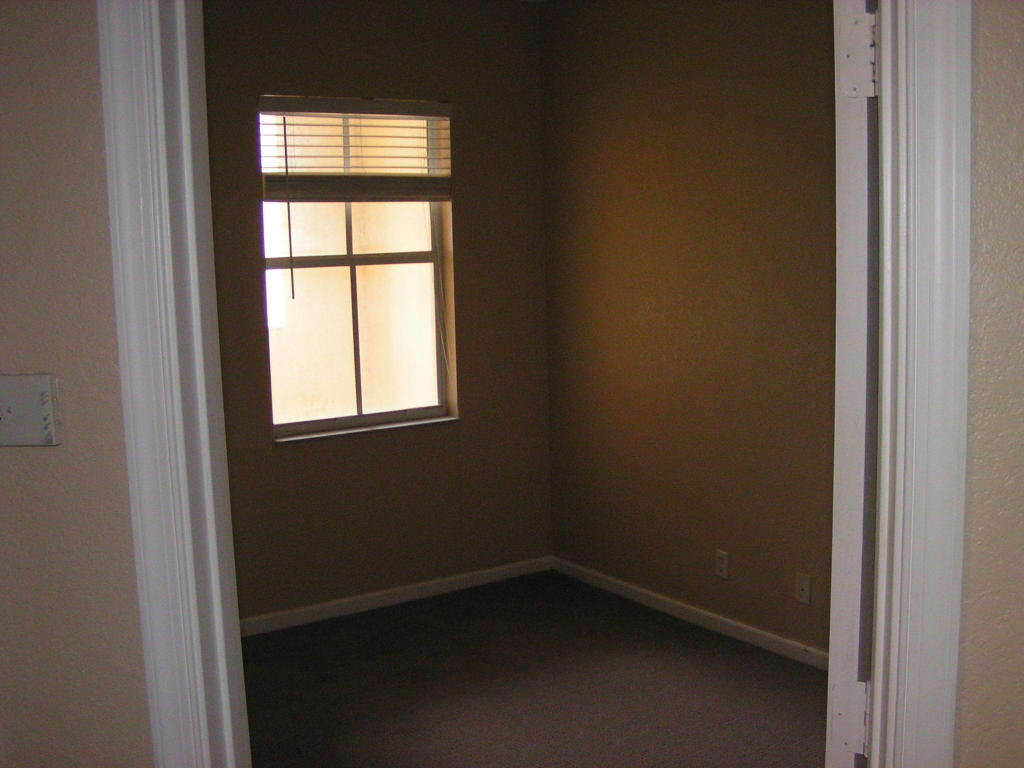 Links At Emerald Dunes - Residential Lease