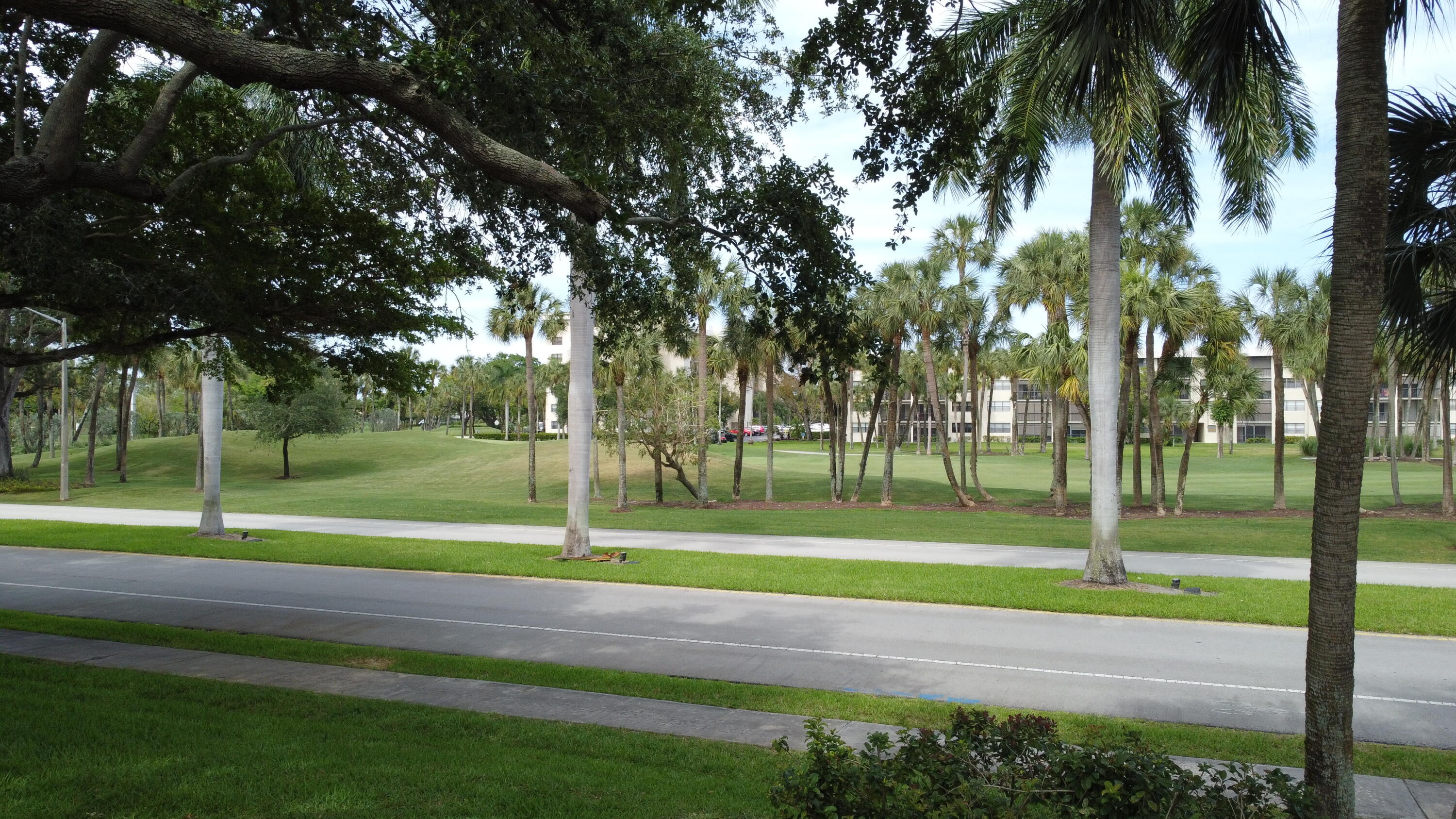 HIDDEN WOODS OF DEER CREEK CONDO - Residential Lease