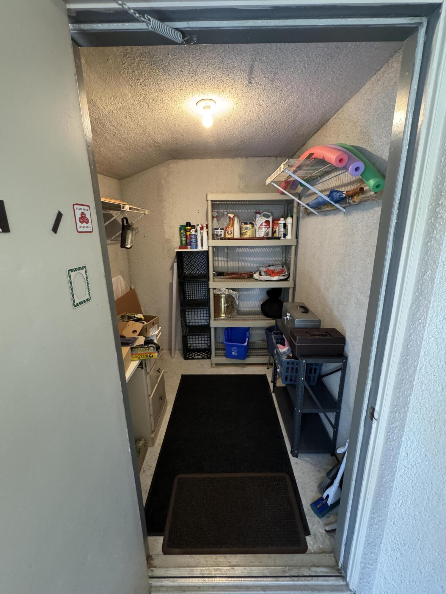 HIDDEN WOODS OF DEER CREEK CONDO - Residential Lease